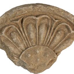 面違鋸歯文縁複弁八葉蓮華文軒丸瓦