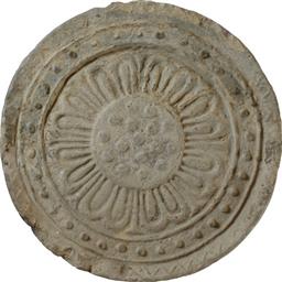 線鋸歯文珠文縁複弁八葉蓮華文軒丸瓦