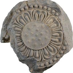 線鋸歯文珠文縁複弁八葉蓮華文軒丸瓦