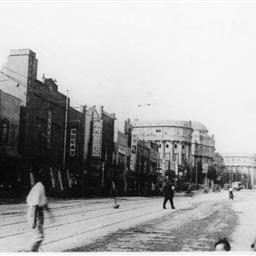 駿河台下より見た駿河台キャンパス