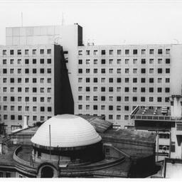 駿河台キャンパス研究棟