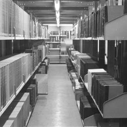 図書館内の様子（1960年代）